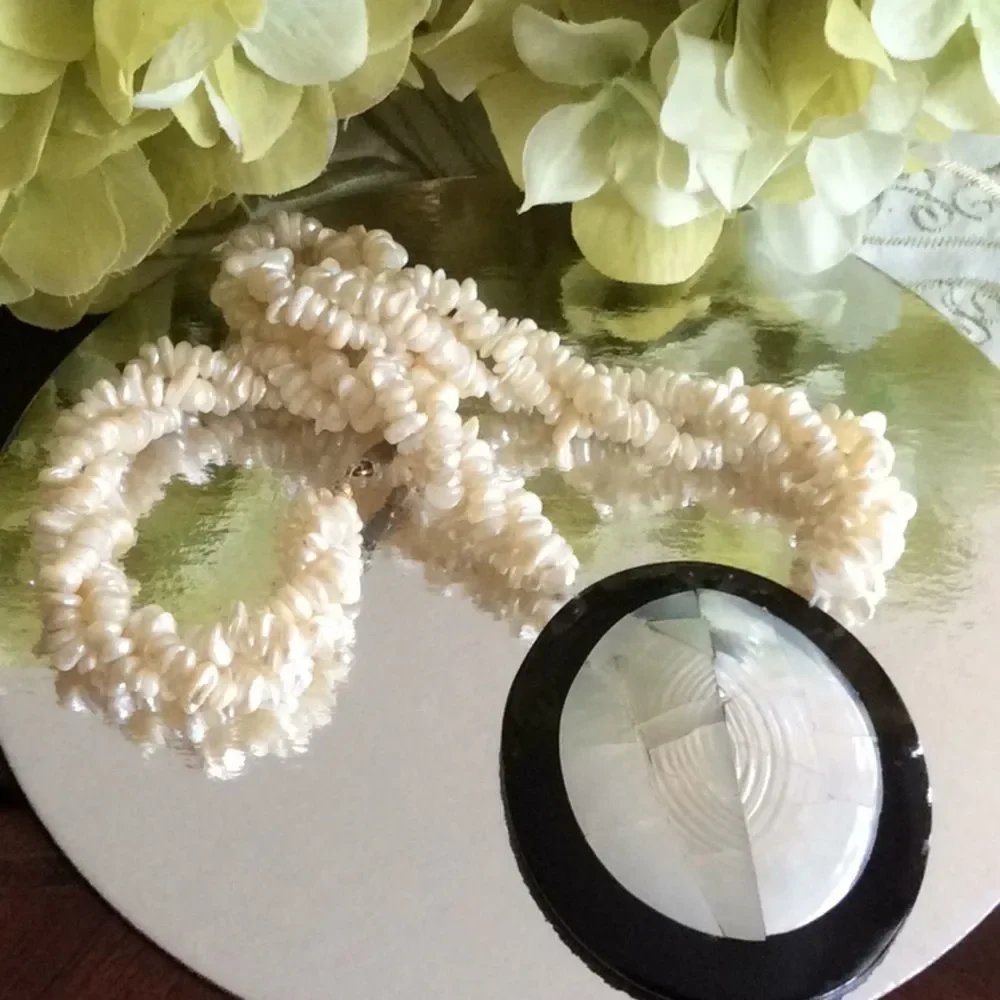 Handmade 💞Mather of pearl 💞necklace